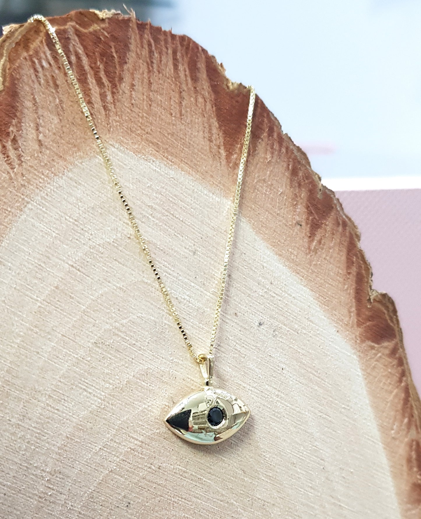 Elegant Enigma – Eye-shaped Gold Necklace - AlmaJewelryShop