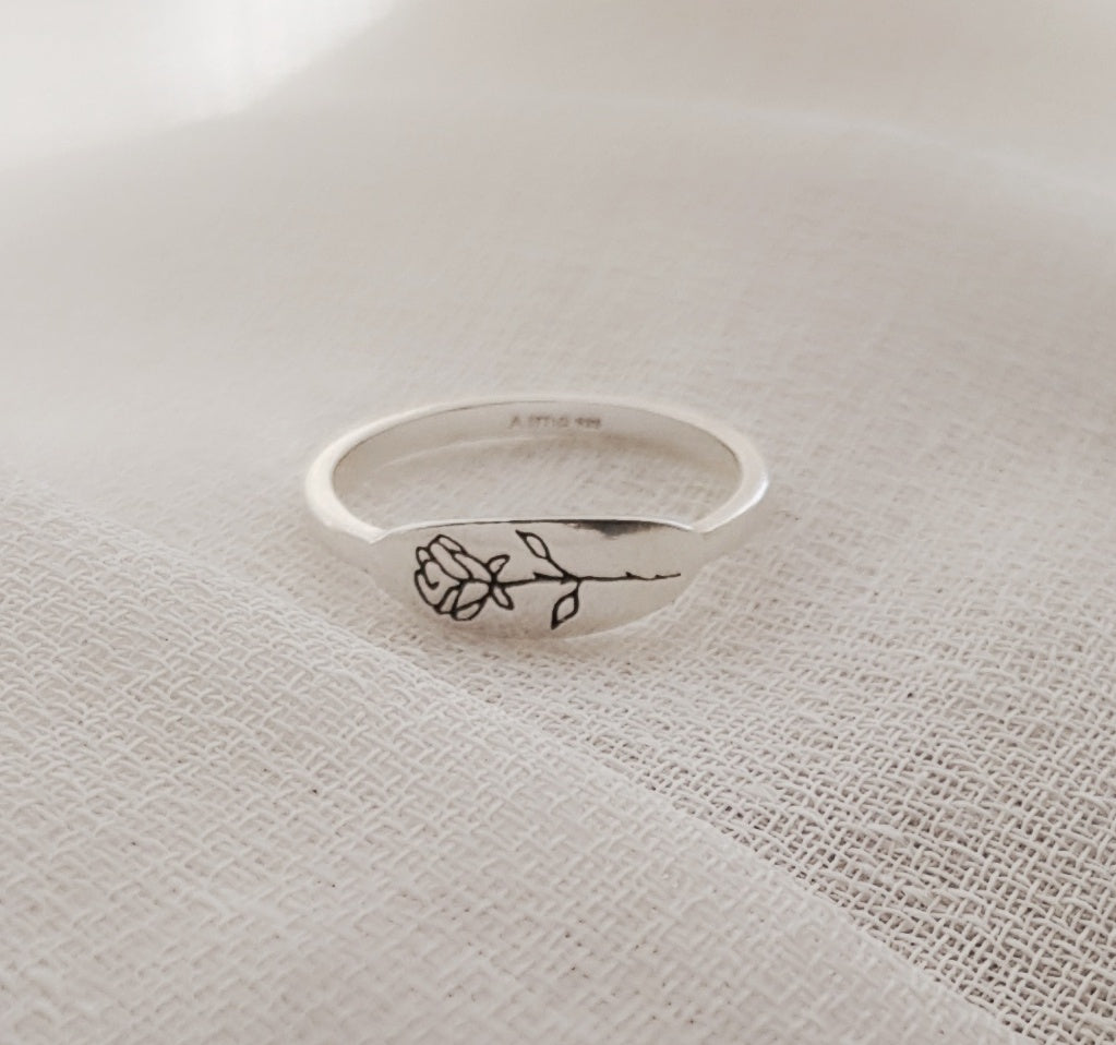 The Rose's Silhouette Ring - AlmaJewelryShop