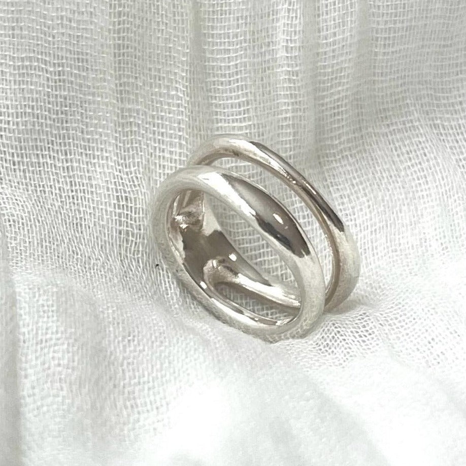 Dual-band design - AlmaJewelryShop