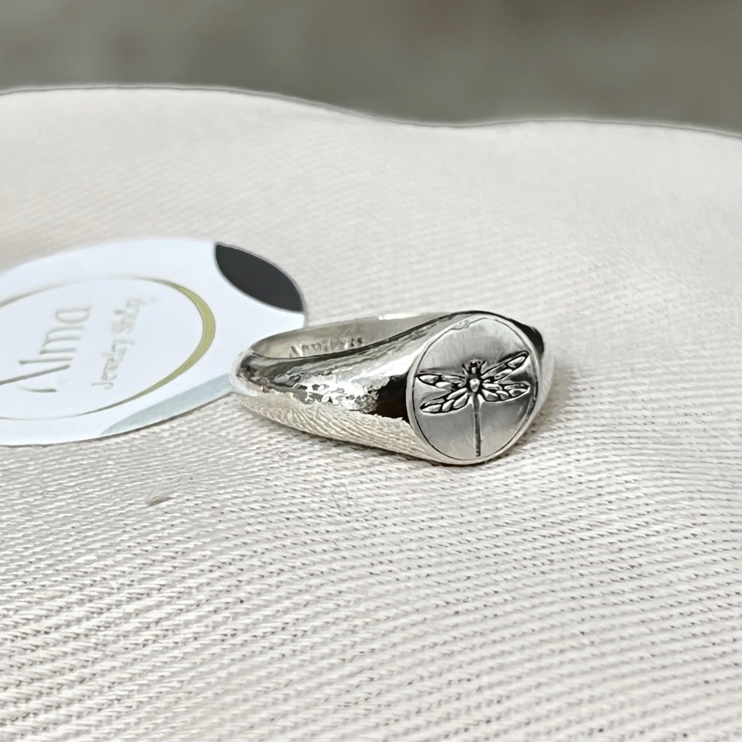 Engraved Dragonfly's Dance Signet Ring - Silver - AlmaJewelryShop