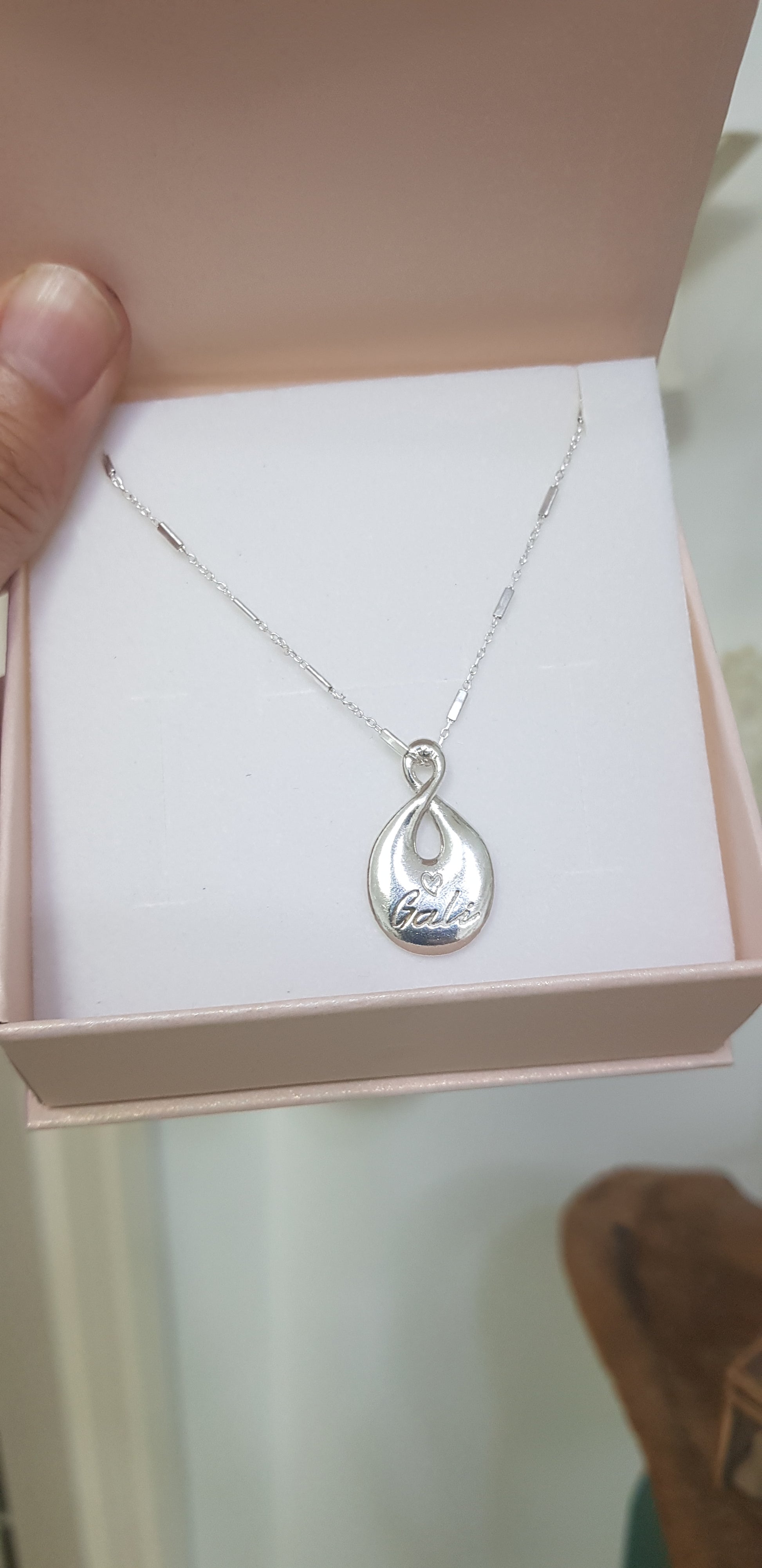 פיקורה - AlmaJewelryShop Online boutique for gold and silver jewelry 
