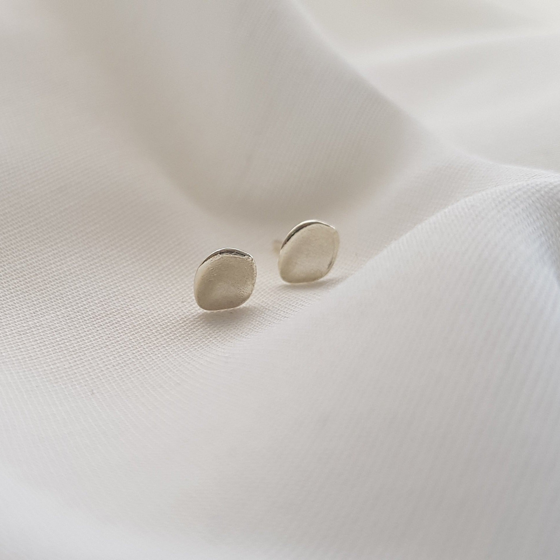 Organic  Stud Earrings | Small Earrings - AlmaJewelryShop Online boutique for gold and silver jewelry 