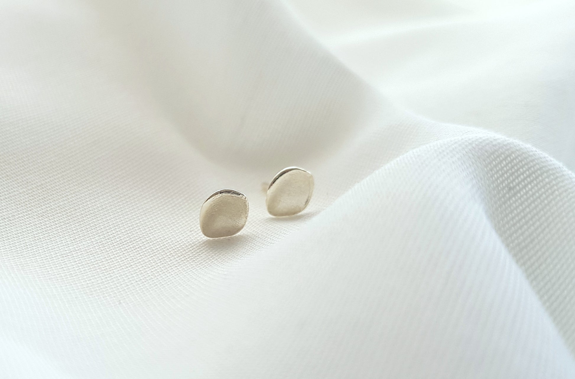 Organic  Stud Earrings | Small Earrings - AlmaJewelryShop Online boutique for gold and silver jewelry 