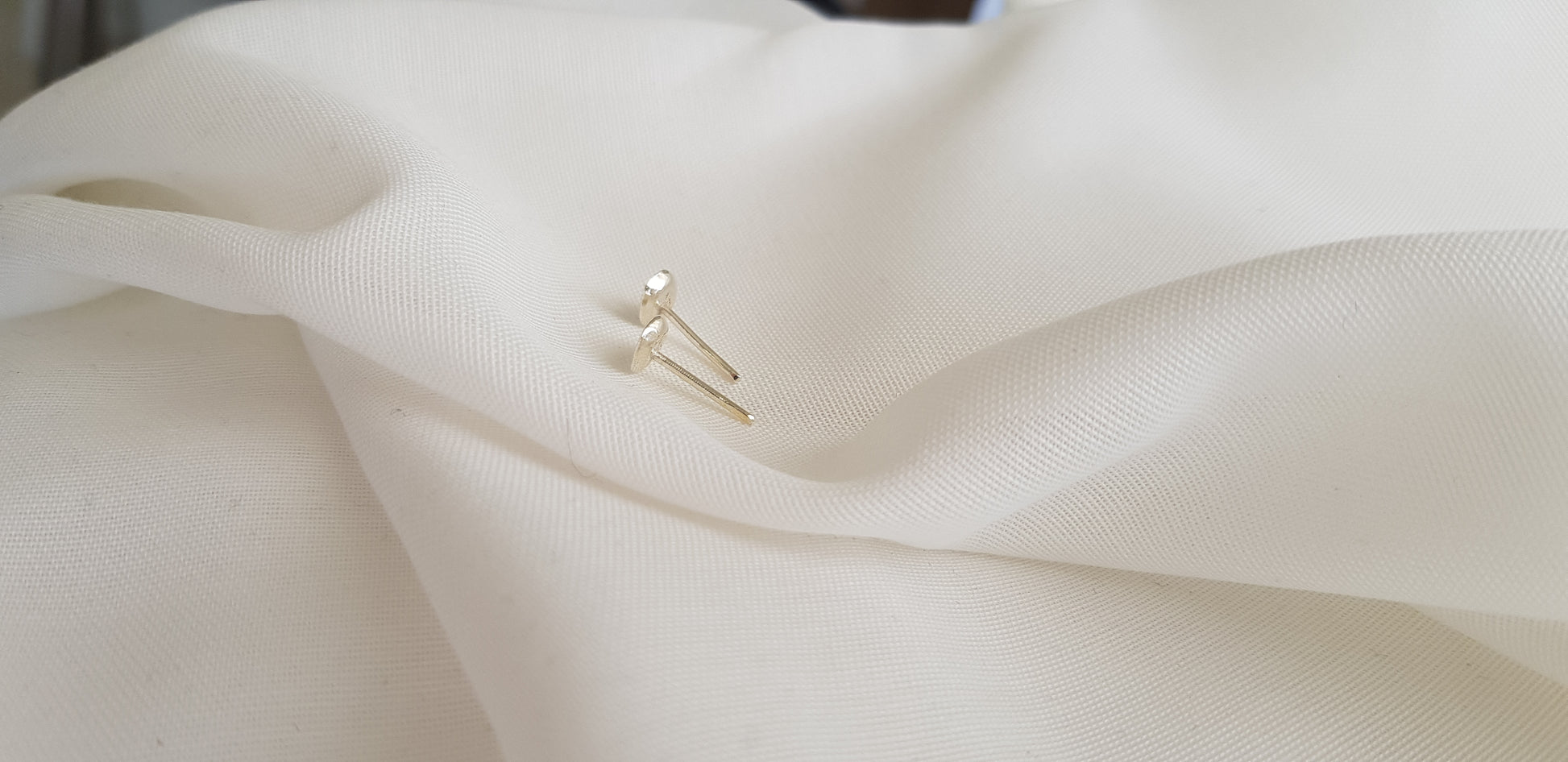 Organic  Stud Earrings | Small Earrings - AlmaJewelryShop Online boutique for gold and silver jewelry 